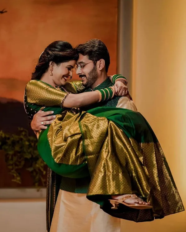 Green_Embellished_Banarasi_Jacquard_Saree_(Green)